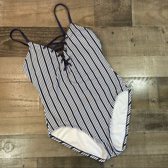 Nautica Striped One Piece Swimsuit size Large - Picture 1 of 10